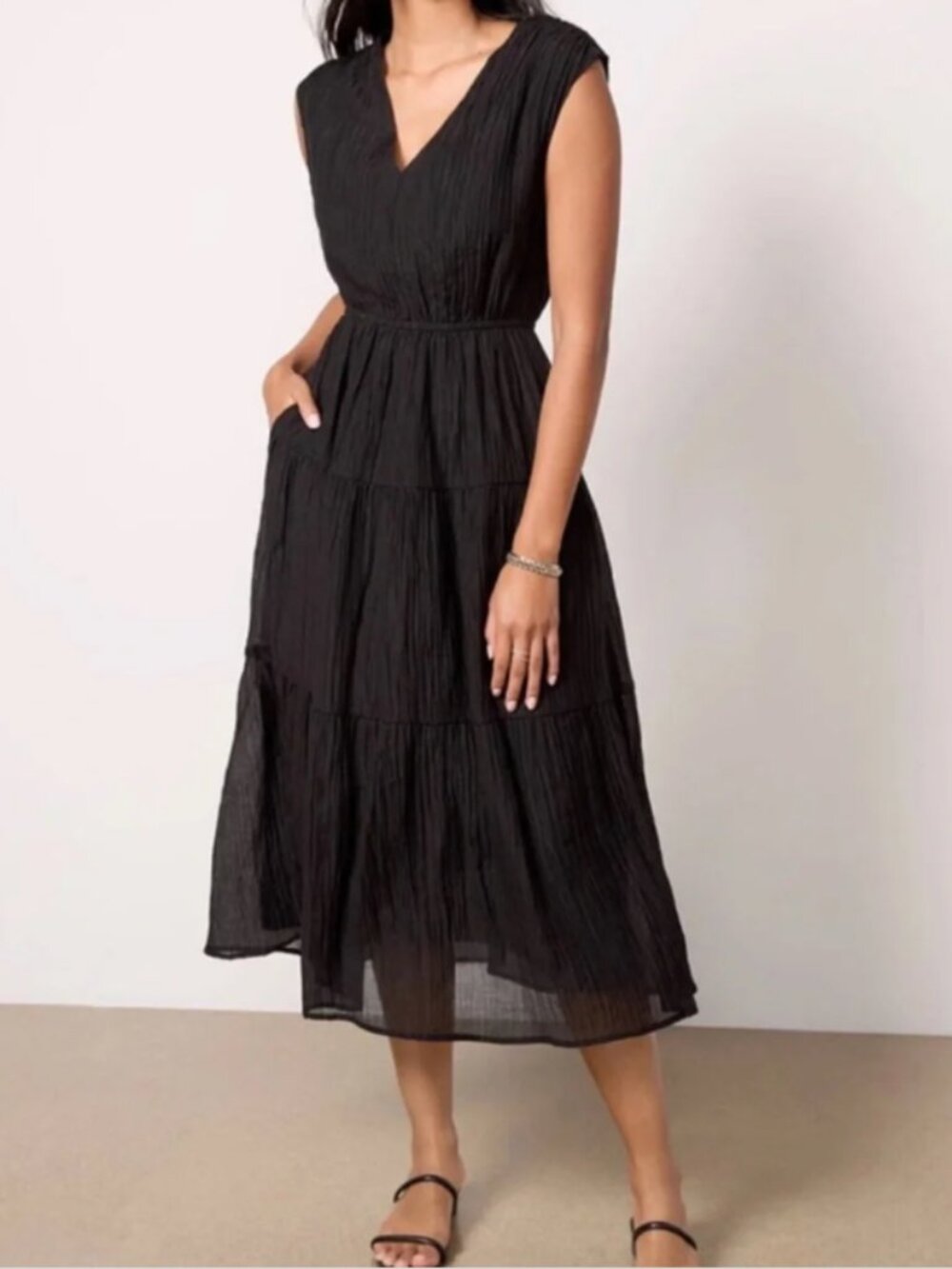Evereve Georgia Midi Dress, Shimmery Black, V-Neck Cap Sleeve - Womens Midi